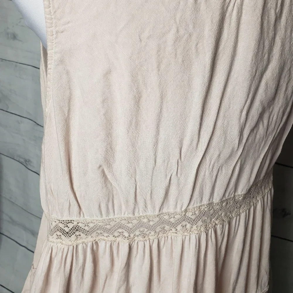 3/$25 Entro baby pink sleeveless tunic top  m